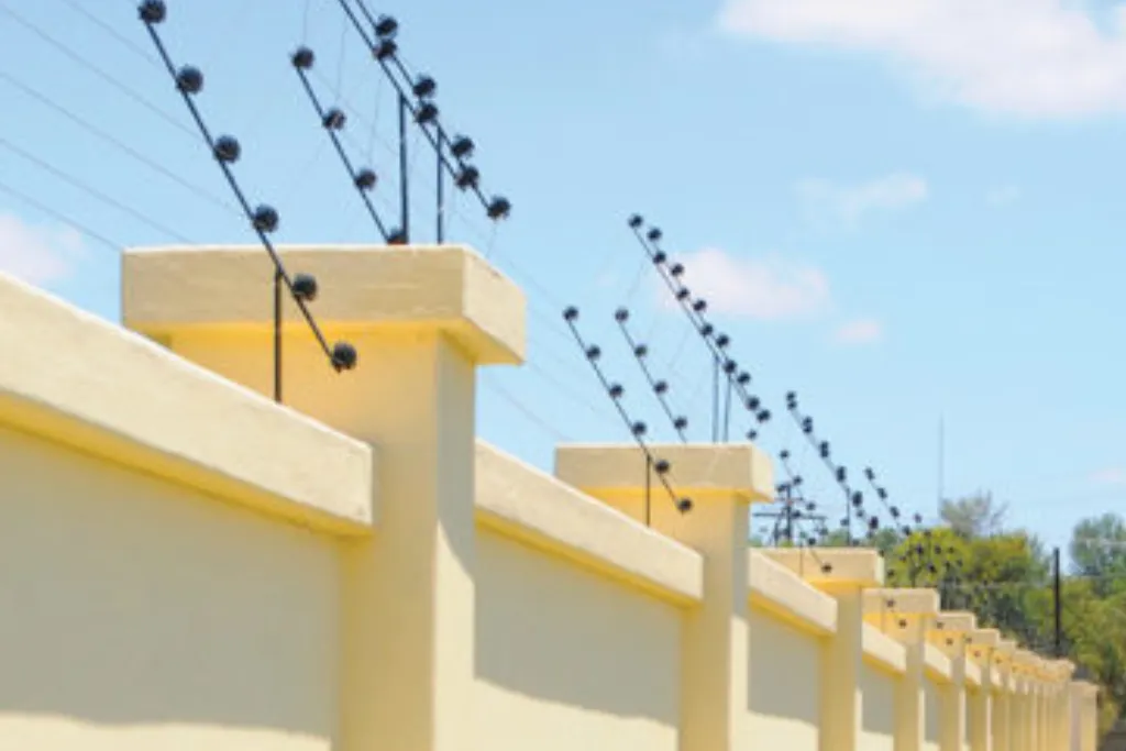 ELECTRIC FENCING